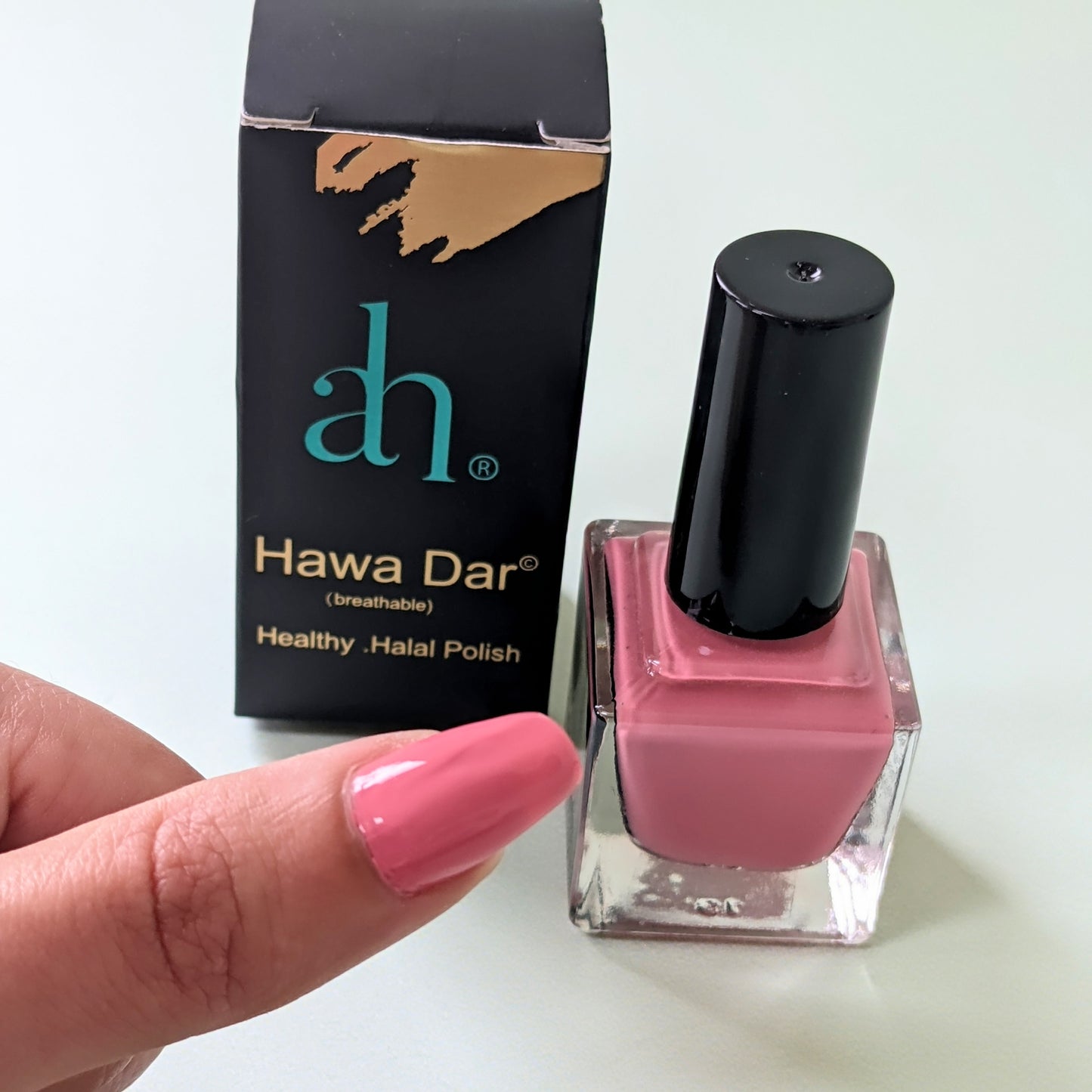Breathable Nail Polish (Shades of Pink)